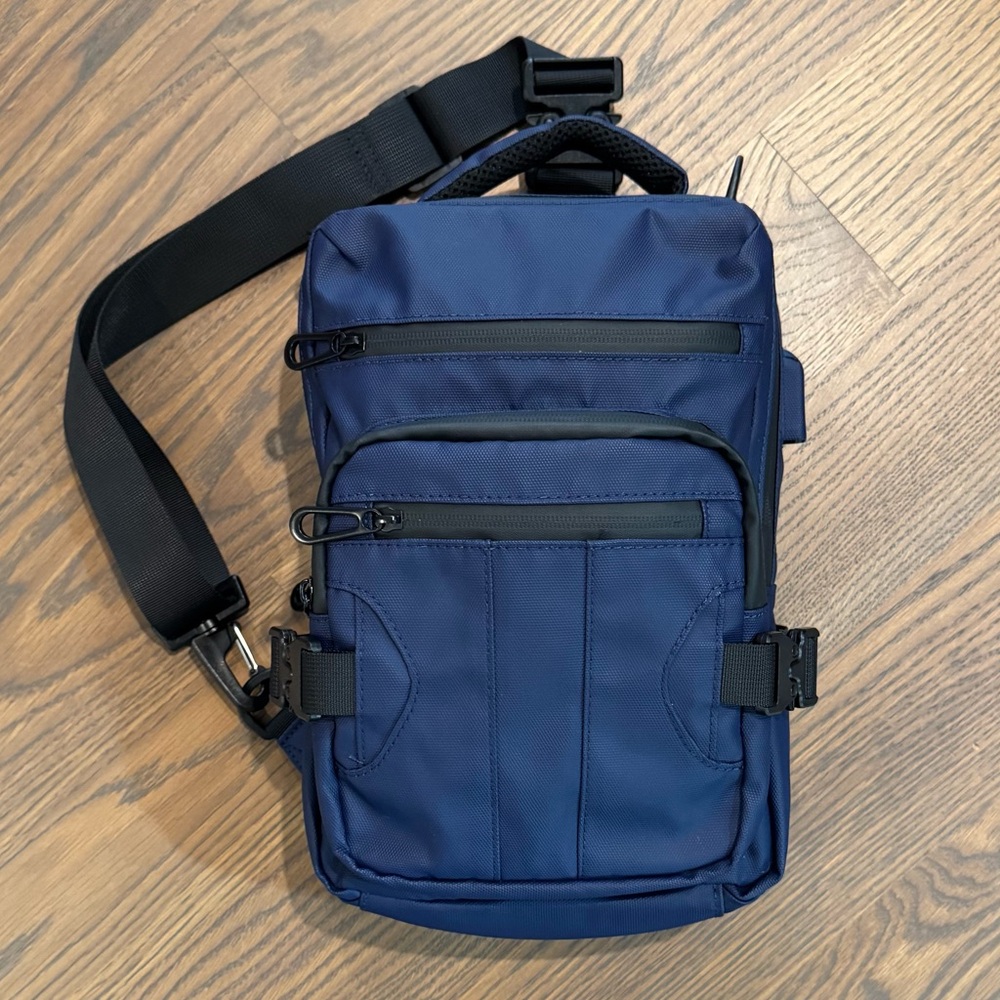 Carpisa Convertible Backpack/Crossbody in Royal Blue
